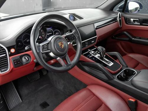 2019 Porsche Cayenne Base