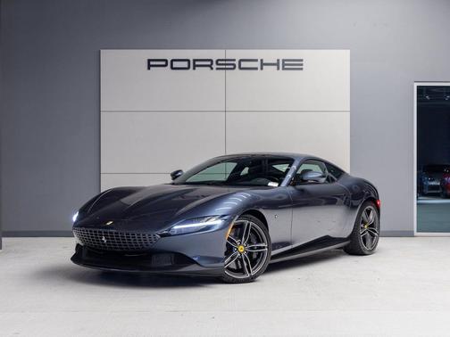 2022 Ferrari Roma Base