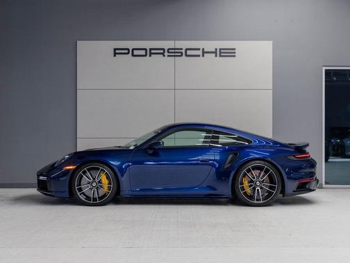 2021 Porsche 911 Turbo S