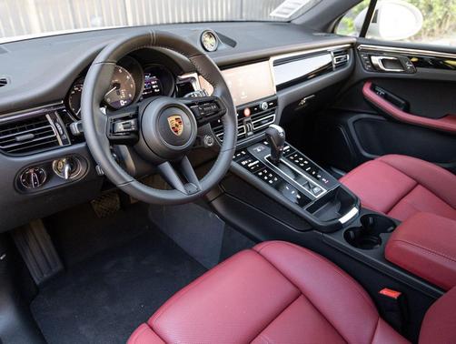 Chalk 2026 Porsche Macan Macan