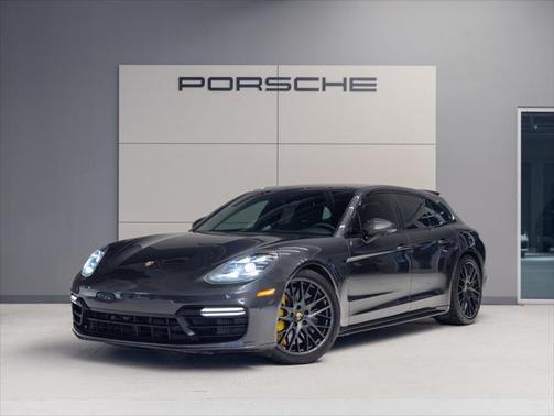 2018 Porsche Panamera Sport Turismo Turbo