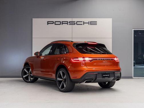 2025 Porsche Macan 