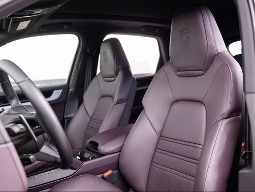 2024 Porsche Cayenne