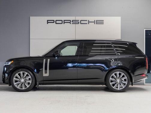 2023 Land Rover Range Rover P400 SE