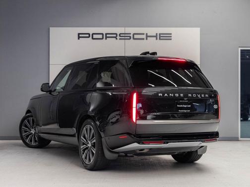 2023 Land Rover Range Rover P400 SE