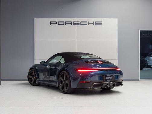 2026 Porsche 911 Spirit 70 Cabriolet