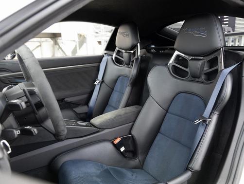 2024 Porsche 718 Cayman GT4 RS