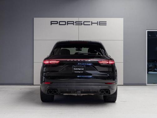 2023 Porsche Cayenne Cayenne