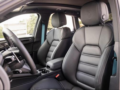 2026 Porsche Macan T