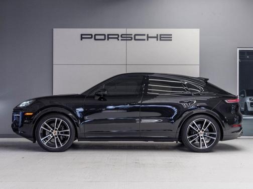 2025 Porsche Cayenne 