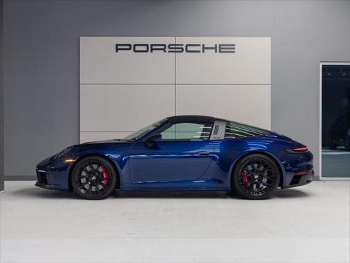 2023 Porsche 911 Targa 4 GTS