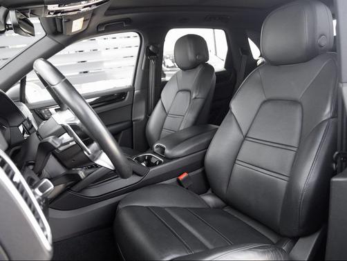 2023 Porsche Cayenne Cayenne
