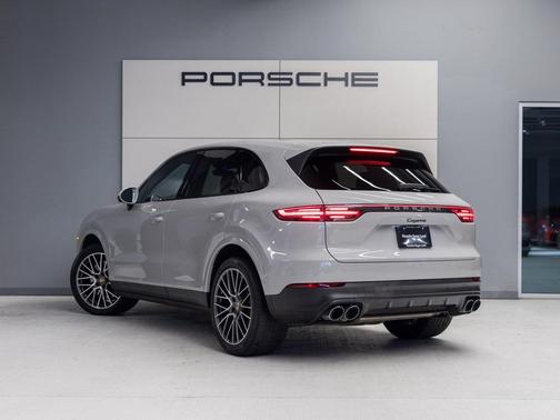 2023 Porsche Cayenne Cayenne
