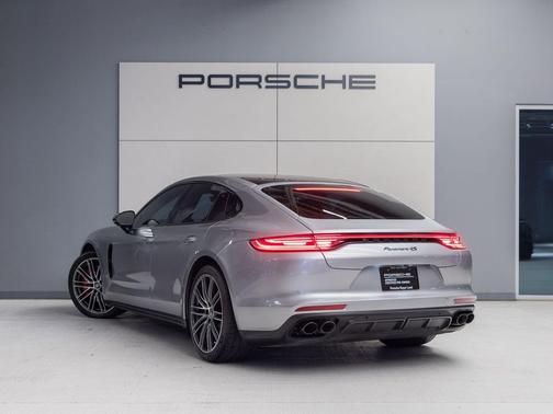 GT Silver Metallic 2023 Porsche Panamera 4S