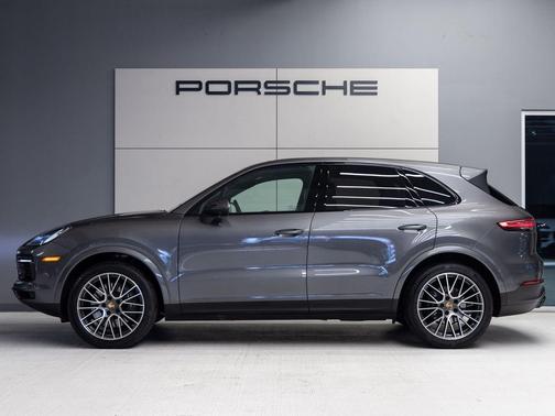 Quartzite Grey Metallic 2023 Porsche Cayenne Cayenne