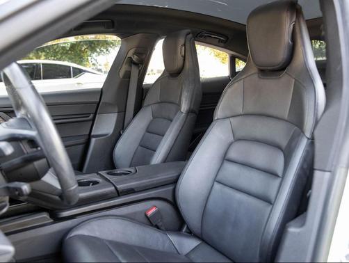 2023 Porsche Taycan Executive Demo