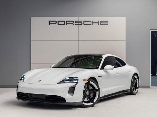 2024 Porsche Taycan GTS