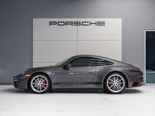 2024 Porsche 911 Carrera 4S