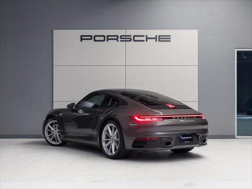 2024 Porsche 911 Carrera 4S
