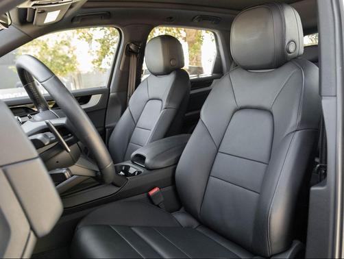 2024 Porsche Cayenne Cayenne