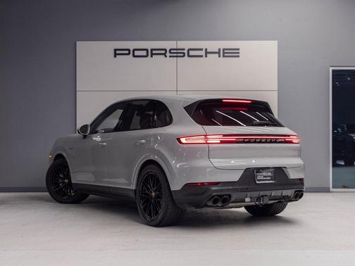 2024 Porsche Cayenne Cayenne