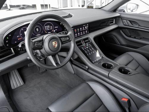 2023 Porsche Taycan 