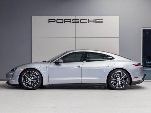 2023 Porsche Taycan 