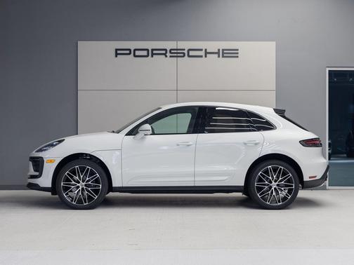 2025 Porsche Macan 