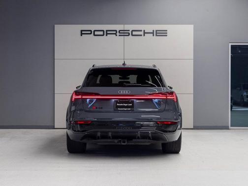 2024 Audi SQ8 4.0T Prestige