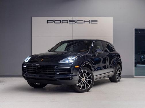 2023 Porsche Cayenne Platinum Edition