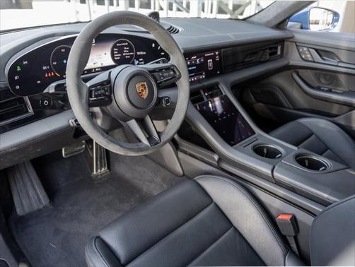 2023 Porsche Taycan GTS