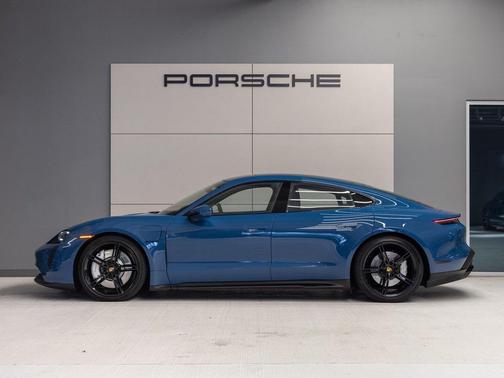 2023 Porsche Taycan GTS