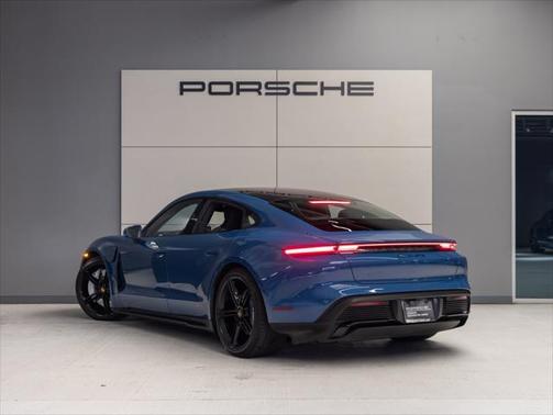 2023 Porsche Taycan GTS