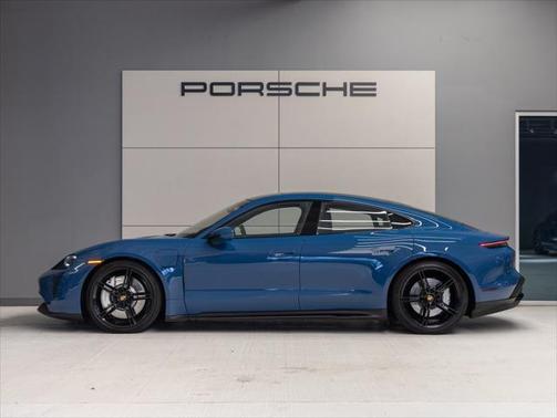 2023 Porsche Taycan GTS