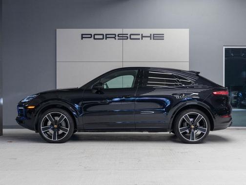 2022 Porsche Cayenne Platinum Edition