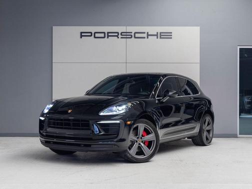 2022 Porsche Macan S