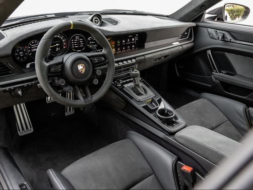 2025 Porsche 911 GT3 RS