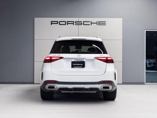 White 2024 Mercedes-Benz GLE 450 4MATIC