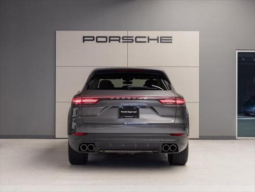 2021 Porsche Cayenne S
