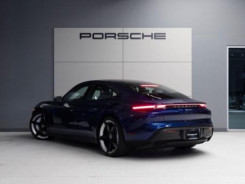 2024 Porsche Taycan 
