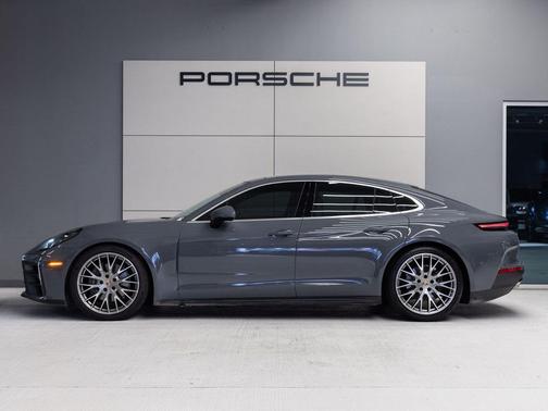 Slate Grey Neo 2025 Porsche Panamera 4