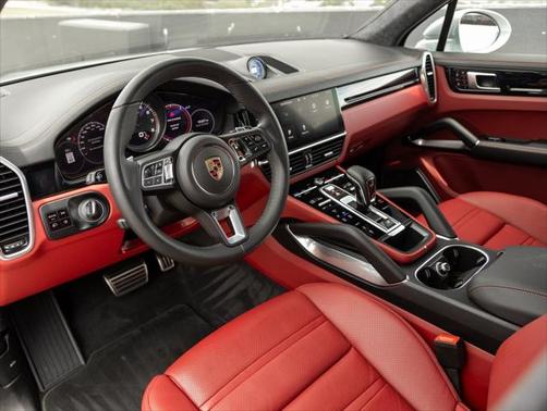 2021 Porsche Cayenne Turbo