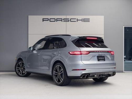 2021 Porsche Cayenne Turbo