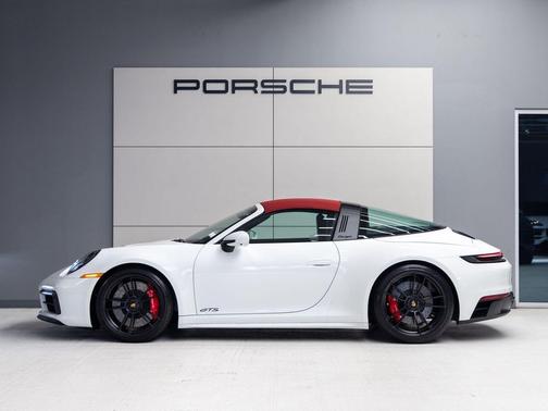 2024 Porsche 911 Targa 4 GTS