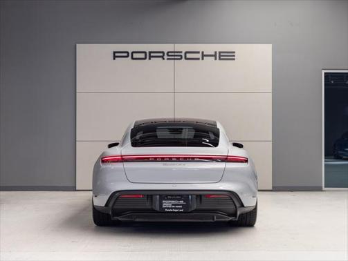 2022 Porsche Taycan 4S