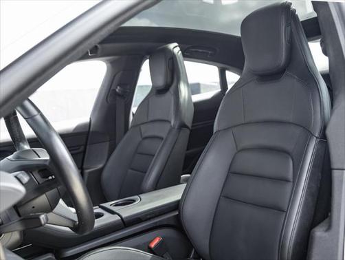 2022 Porsche Taycan 4S