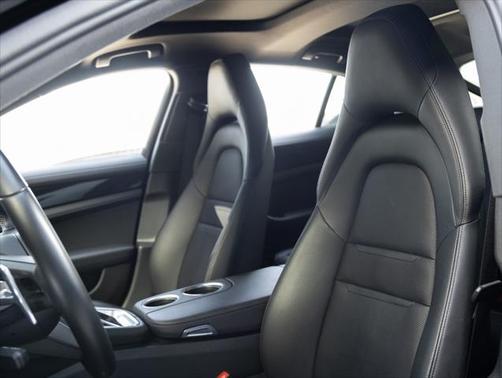 2021 Porsche Panamera Base (PDK)