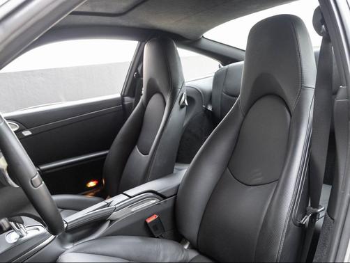 2012 Porsche 911 Carrera 4 GTS