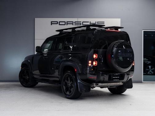 2023 Land Rover Defender 110 X-Dynamic SE