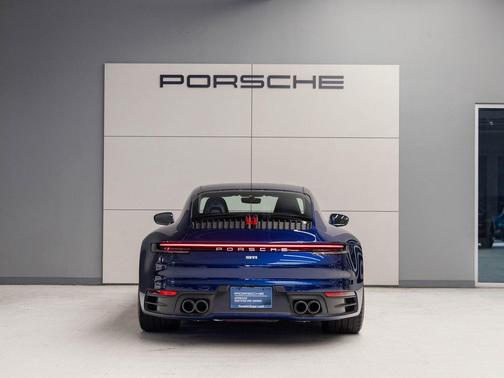2021 Porsche 911 Carrera S